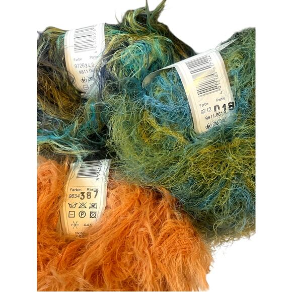 3 skeins Gedifra TECNO HAIR LUNGO Eyelash Yarn | Purple, Green, Orange - Picture 6 of 8